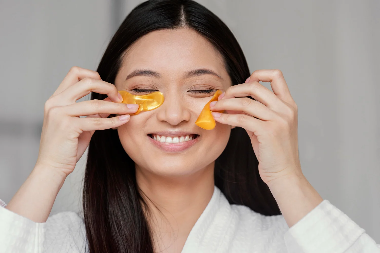 Tampil Glowing Tanpa Obat? Apa Saja Manfaat Madu Untuk Wajah?